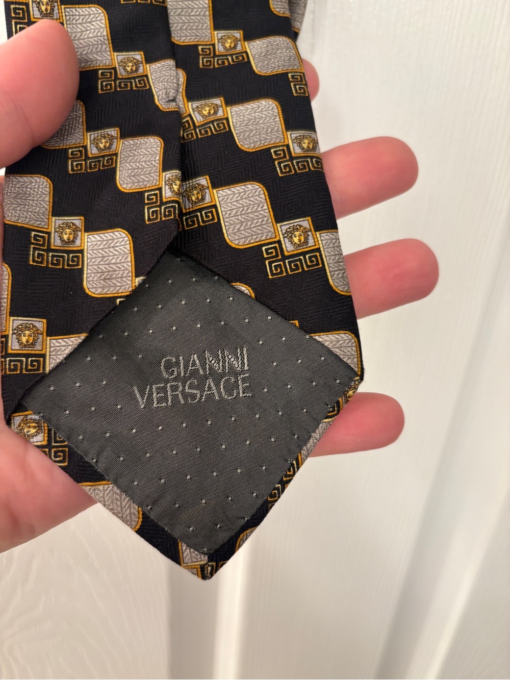 Gianni Versace Medusa Head Silk Tie - Picture 3 of 5